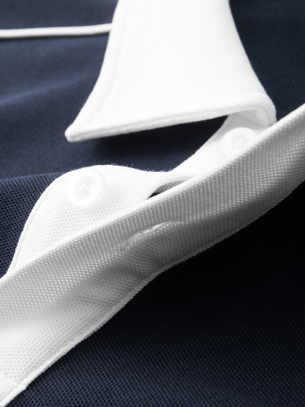 The GFG Heritage Contrast-Collar Polo — White Crown