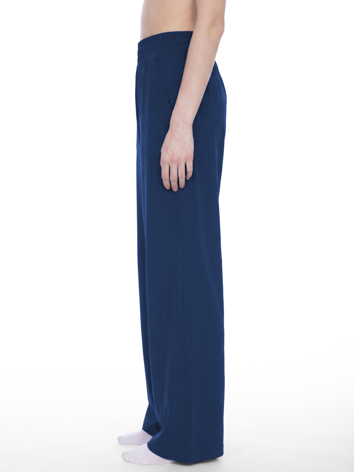 The GFG Heritage Wide Leg Yoga Pants — Black Crown